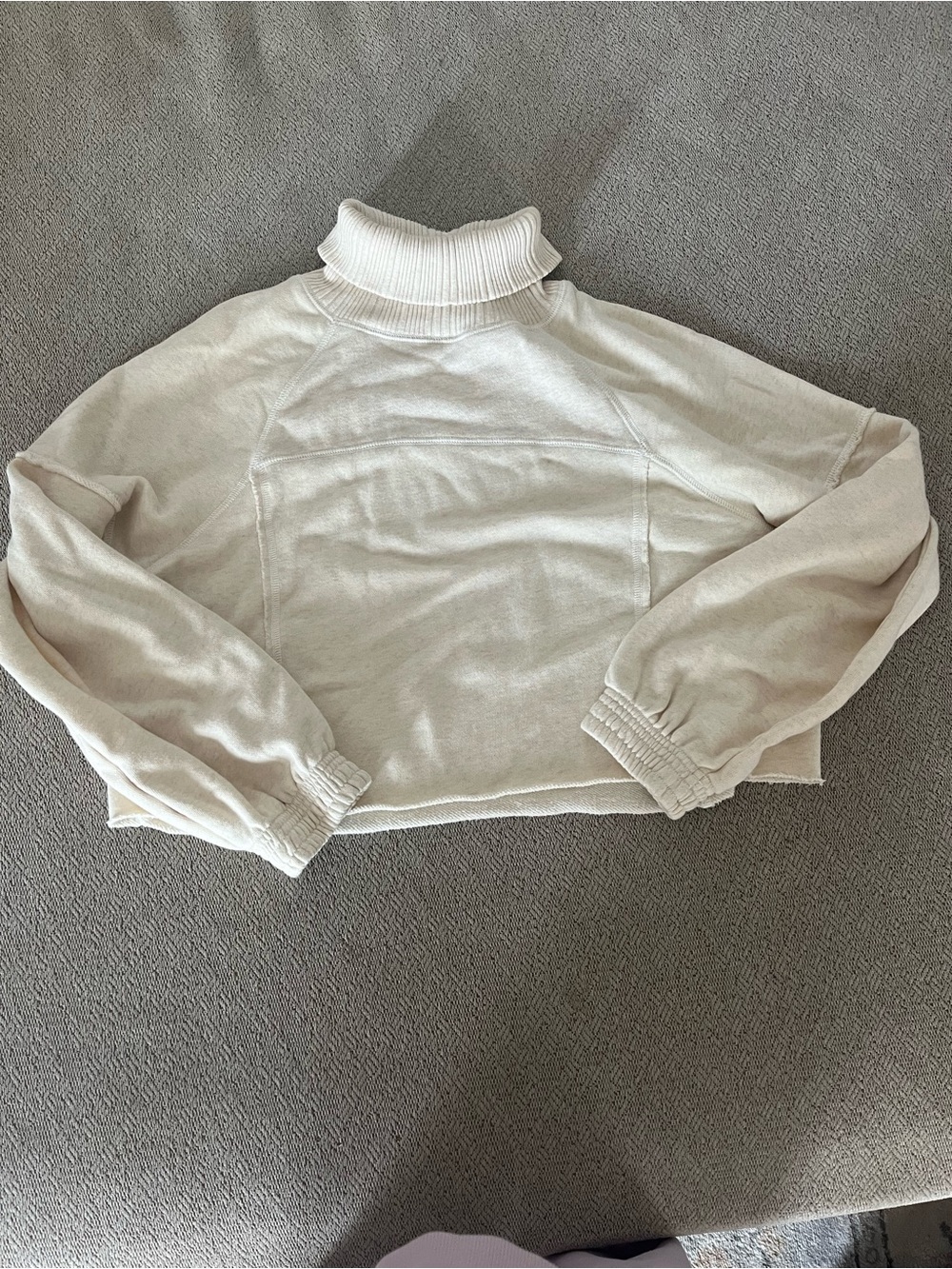 Aerie Cozy Cream Turtleneck Pullover Sweater